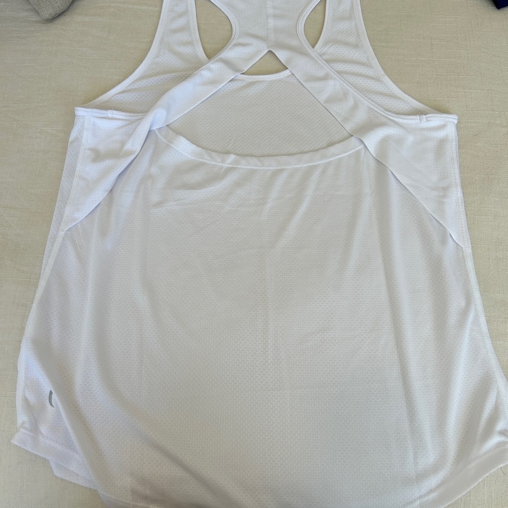 Zyia White Vented Open Back Tank
